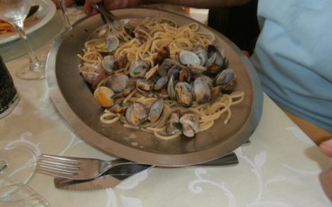 spaghetti-alle-vongole-ristorante-del-pescatore